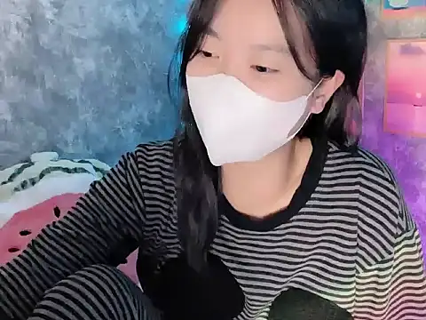 Hellen2999 online show from 11/28/25, 03:58