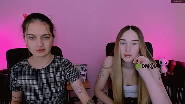  kellykitten  online show from 12/14/25, 09:36