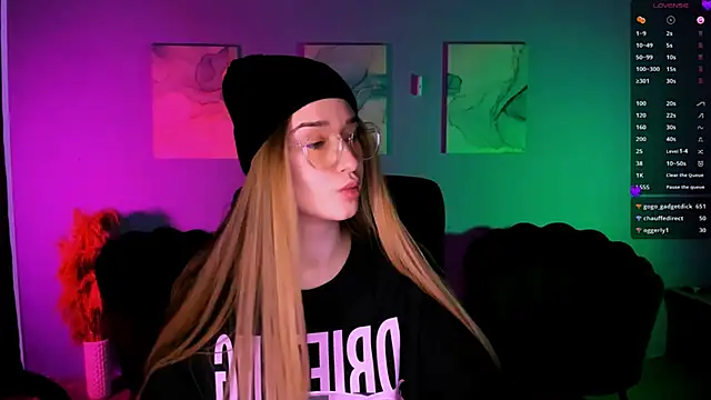  kellykitten  online show from 02/09/26, 02:32