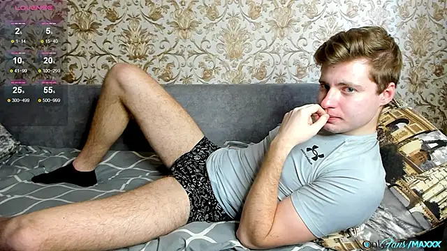 Maxhornyblondieman online show from 02/28/26, 09:32