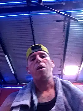 Snapshot of juunioreest chatting on 11/19/25, 04:07 juunioreest online show from 11/19/25, 04:07