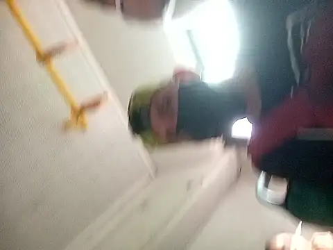 Snapshot of juunioreest chatting on 01/12/26, 06:35 juunioreest online show from 01/12/26, 06:35