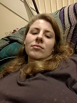 hotwetvix online show from 12/23/25, 05:27