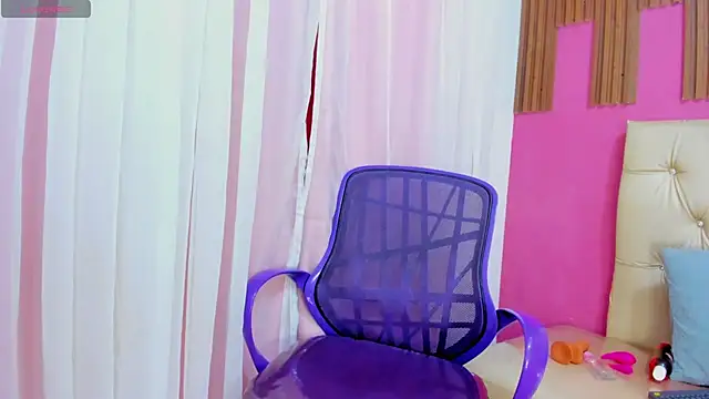 Xelena Kiss online show from 01/10/26, 04:14