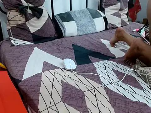 raveena hot online show from 02/07/26, 01:48