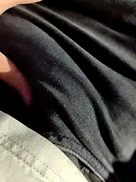 Snapshot of berkkderlerr chatting on 11/21/25, 11:31 berkkderlerr online show from 11/21/25, 11:31