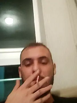 Snapshot of berkkderlerr chatting on 11/25/25, 03:56 berkkderlerr online show from 11/25/25, 03:56