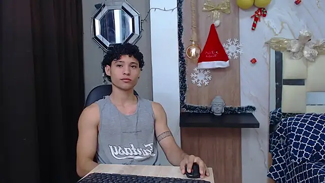 Snapshot of the_nugge chatting on 11/29/25, 08:56 the nugge online show from 11/29/25, 08:56