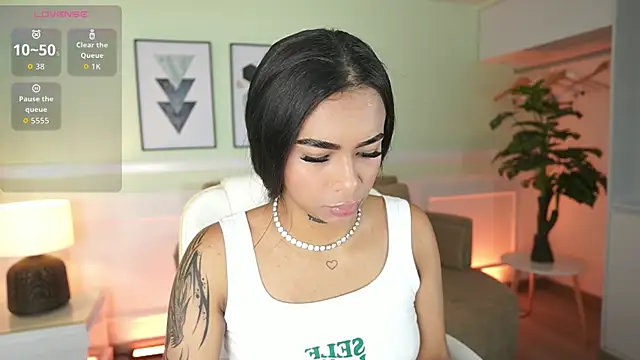 MeganLowell online show from 01/08/26, 11:34