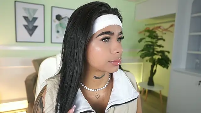 MeganLowell online show from 01/10/26, 11:34