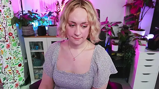 xzoeyryanx online show from 02/08/26, 05:49