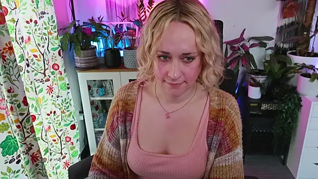 xzoeyryanx online show from 02/10/26, 06:45