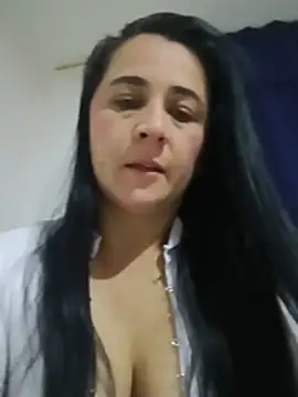 Snapshot of Sex_Annie chatting on 06/12/26, 04:22 Sex Annie online show from 06/12/26, 04:22