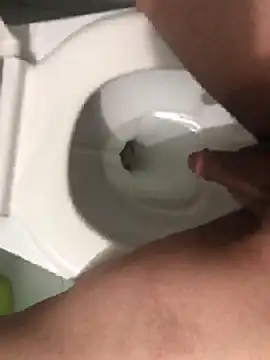 Snapshot of bryan__oflk chatting on 11/22/25, 09:36 bryan oflk online show from 11/22/25, 09:36