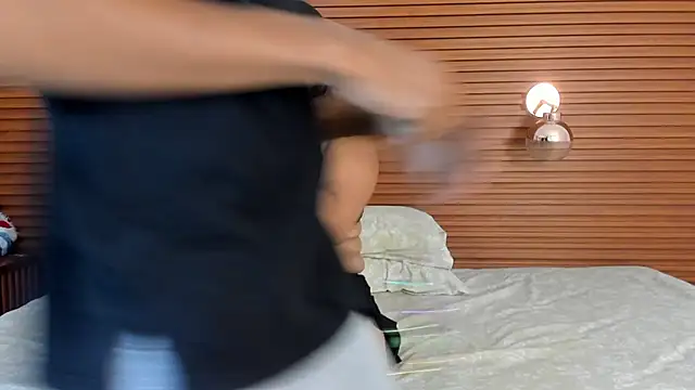 nathaly matheo online show from 12/04/25, 12:58