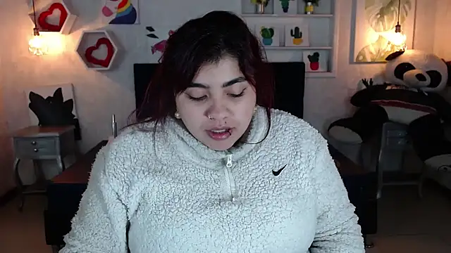 danna garza online show from 02/19/26, 04:25