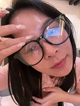 Snapshot of Achix58 chatting on 02/10/26, 04:11 Achix58 online show from 02/10/26, 04:11