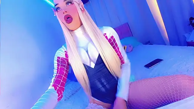 Shiaki 04 online show from 11/19/25, 01:22