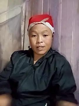 Snapshot of video-xx chatting on 11/18/25, 10:09 video-xx online show from 11/18/25, 10:09