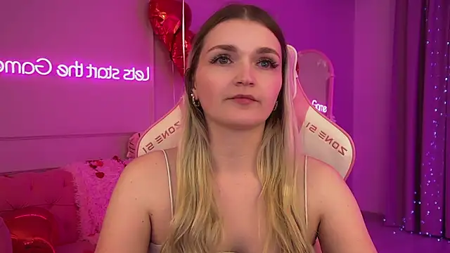 AnnyRaii online show from 02/13/26, 06:26