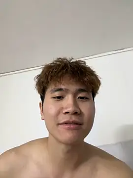 Snapshot of Juhone chatting on 11/19/25, 07:14 Juhone online show from 11/19/25, 07:14