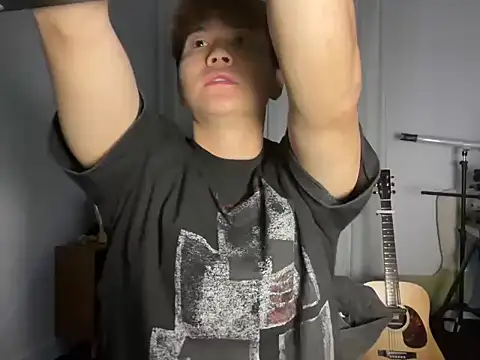 Juhone online show from 11/21/25, 06:34