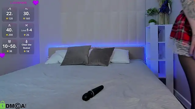 LiraRevery online show from 03/10/26, 10:59