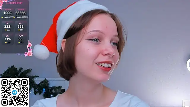 Snapshot of UmbraVelour chatting on 12/19/25, 01:29 UmbraVelour online show from 12/19/25, 01:29