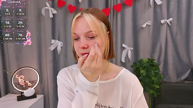 UmbraVelour online show from 02/15/26, 01:20