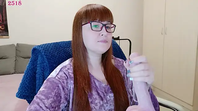 Foxy-lady online show from 04/17/26, 09:45