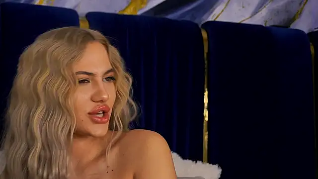 Chloe GraceeX online show from 12/14/25, 10:14