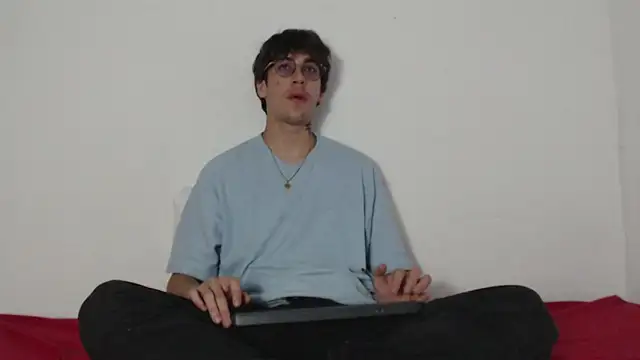 Dio  morningstar online show from 04/03/26, 12:14