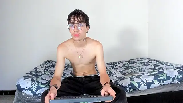 Dio  morningstar online show from 04/04/26, 12:13