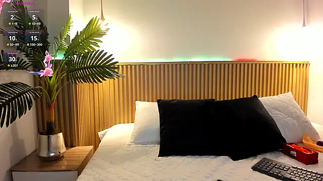 Snapshot of Samantha_Sra_ chatting on 02/11/26, 11:32 Samantha Sra online show from 02/11/26, 11:32