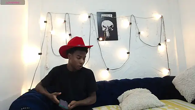 NoahJhonson69 online show from 04/15/26, 11:17