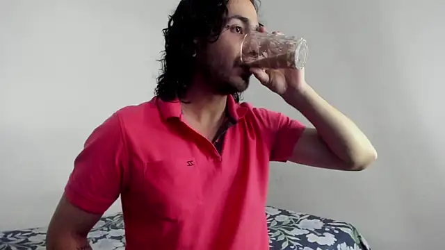 Snapshot of Jave_rave chatting on 12/17/25, 12:00 Jave rave online show from 12/17/25, 12:00