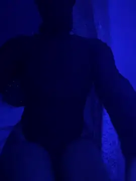 Snapshot of Amorous_Nova62X chatting on 12/17/25, 02:06 Amorous Nova62X online show from 12/17/25, 02:06