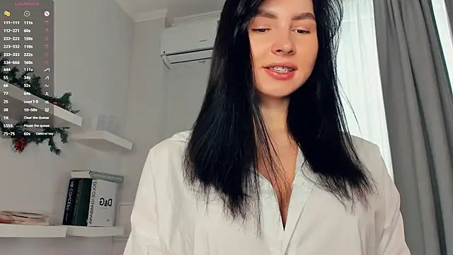 FeliciaKogen online show from 04/01/26, 07:20