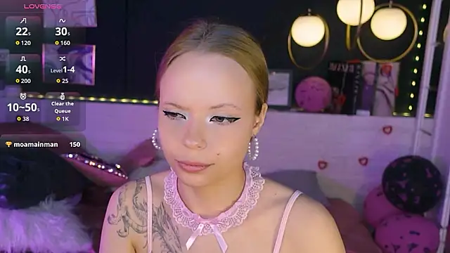 lucy loy online show from 02/15/26, 07:38