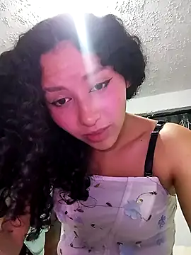 pettymoon1 online show from 11/25/25, 11:27