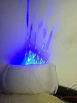 Snapshot of GabySpanic12 chatting on 12/05/25, 02:42 GabySpanic12 online show from 12/05/25, 02:42