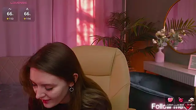 Ursula Andres online show from 04/07/26, 01:06