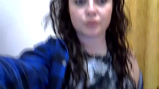 Snapshot of Darkroseq chatting on 11/29/25, 07:39 Darkroseq online show from 11/29/25, 07:39