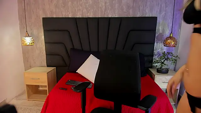 Snapshot of lexie_rae1 chatting on 11/22/25, 11:42 lexie rae1 online show from 11/22/25, 11:42