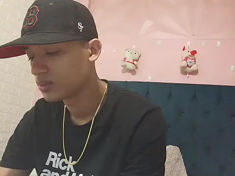 saniasex2025 online show from 11/29/25, 02:42