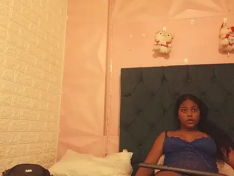 saniasex2025 online show from 12/16/25, 04:56