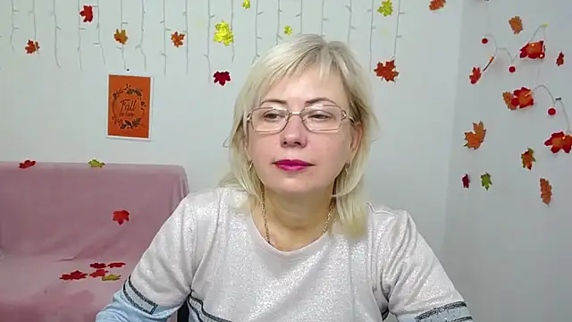 LaurenWishy online show from 12/02/25, 06:08