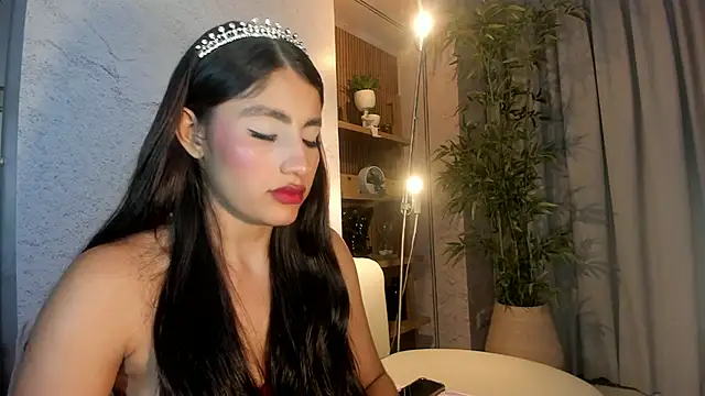 IsabelaStefano online show from 05/27/26, 03:25