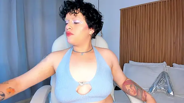 Snapshot of Alaska_deluxe chatting on 01/05/26, 08:56 Alaska deluxe online show from 01/05/26, 08:56