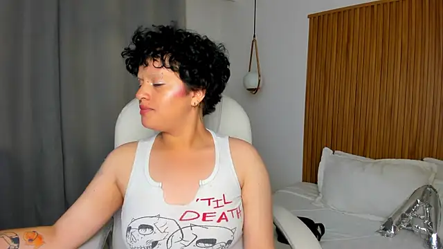 Alaska deluxe online show from 01/19/26, 01:09